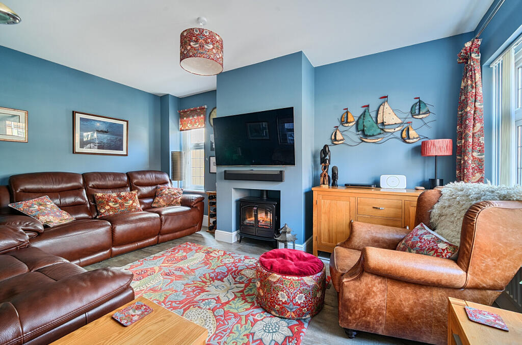 Larkspur Drive, Newton Abbot, Devon photo 2
