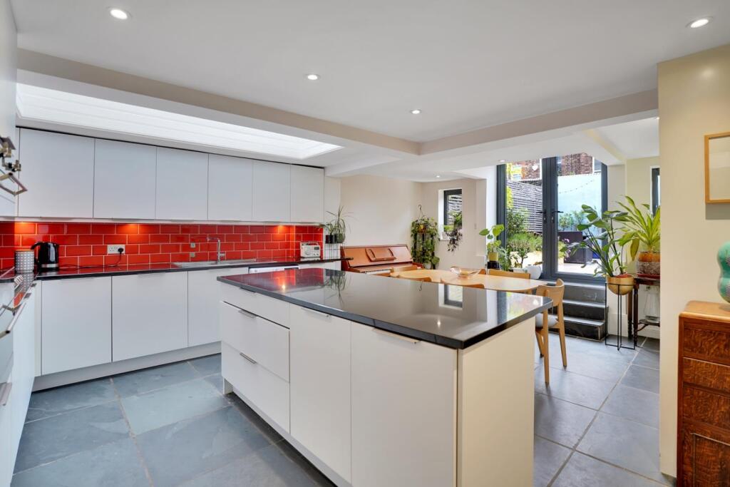 Main image of property: Effra Parade, London, SW2