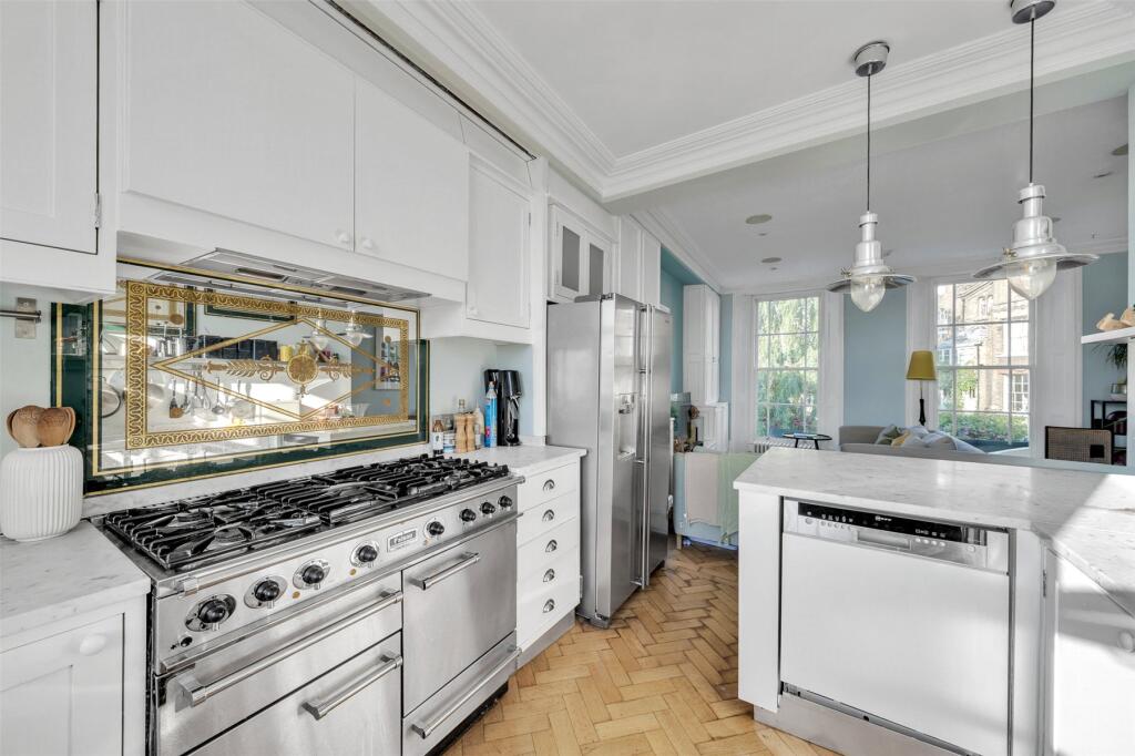 House in London - View 4