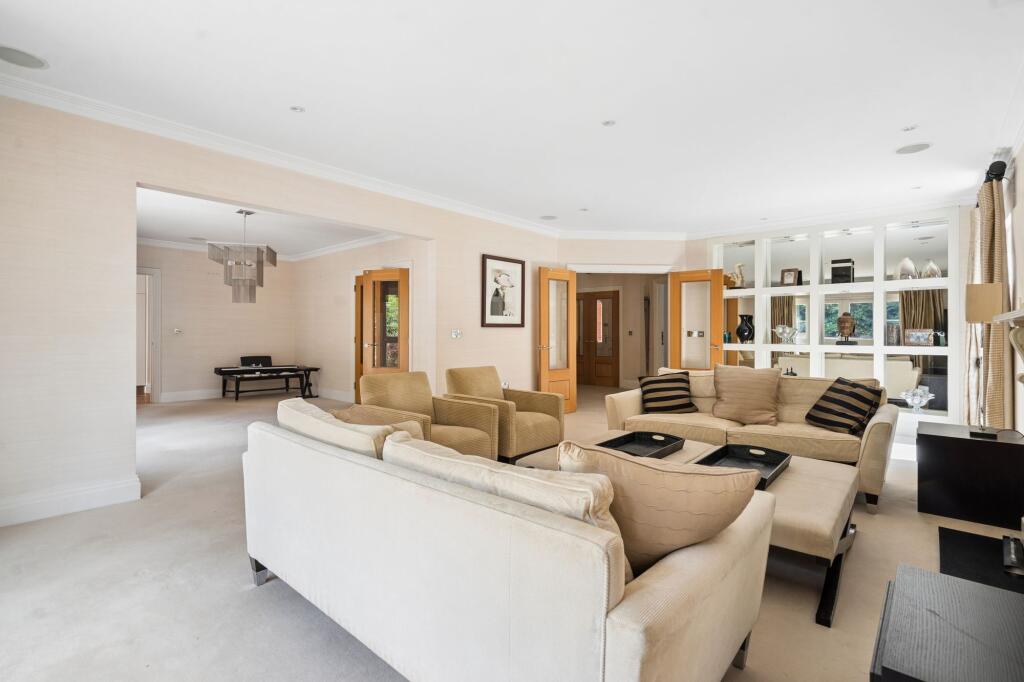 House in Jordans, Seer Green - View 3