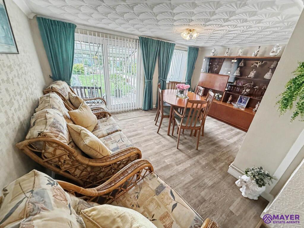 House in Plymouth, Plympton Central - View 4