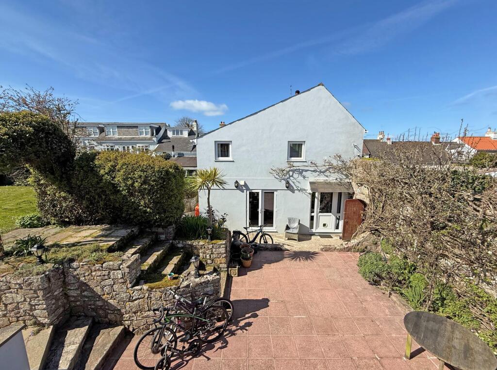 Main image of property: Ptarmigan, Le Colimbot, Alderney