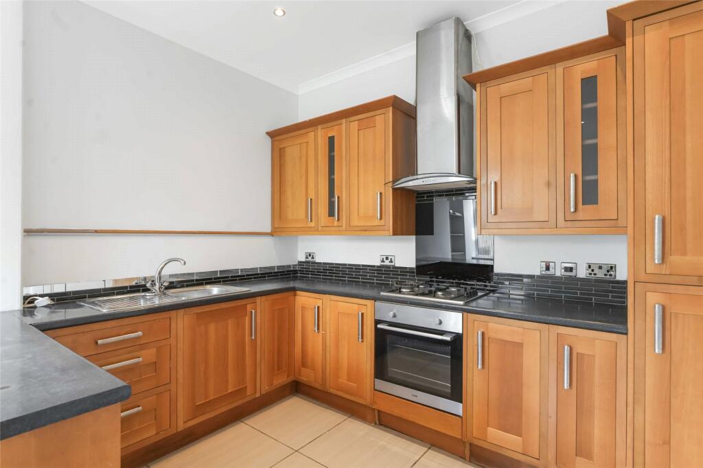 House in Glasgow - More