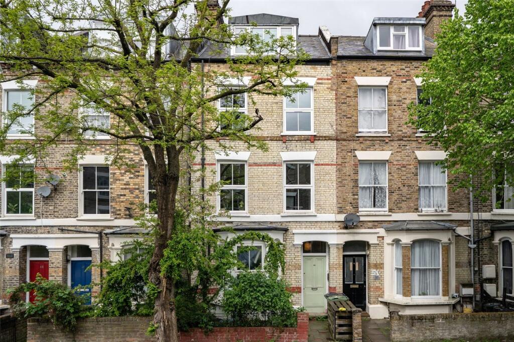 Main image of property: Moray Road, London, N4
