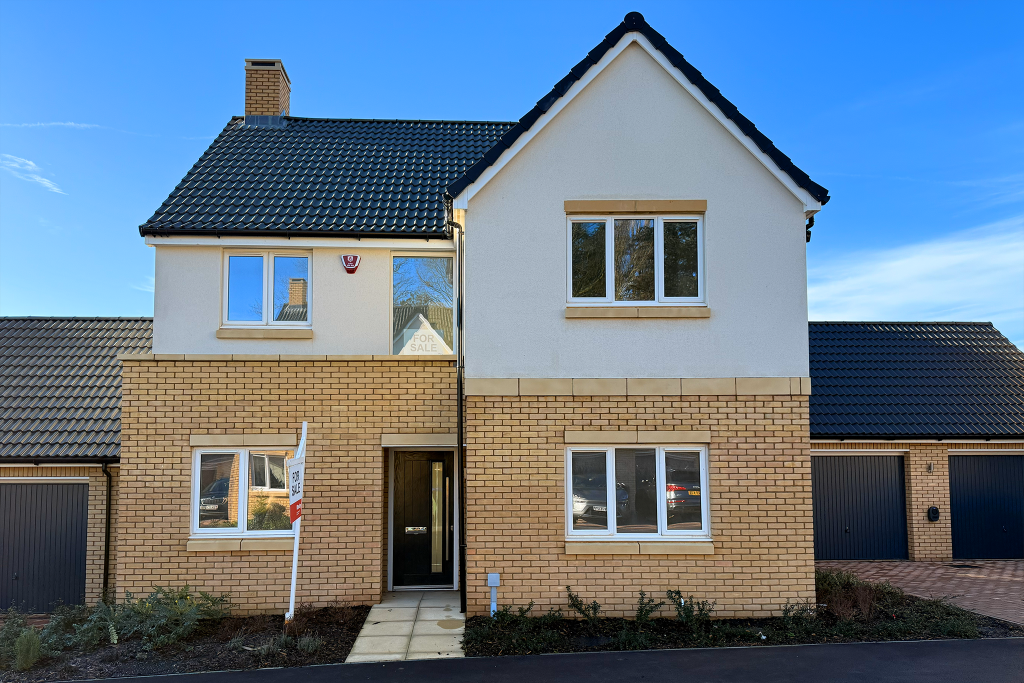 Main image of property: Stoke Hammond,
Milton Keynes,
Bucks,
MK17 9RL
