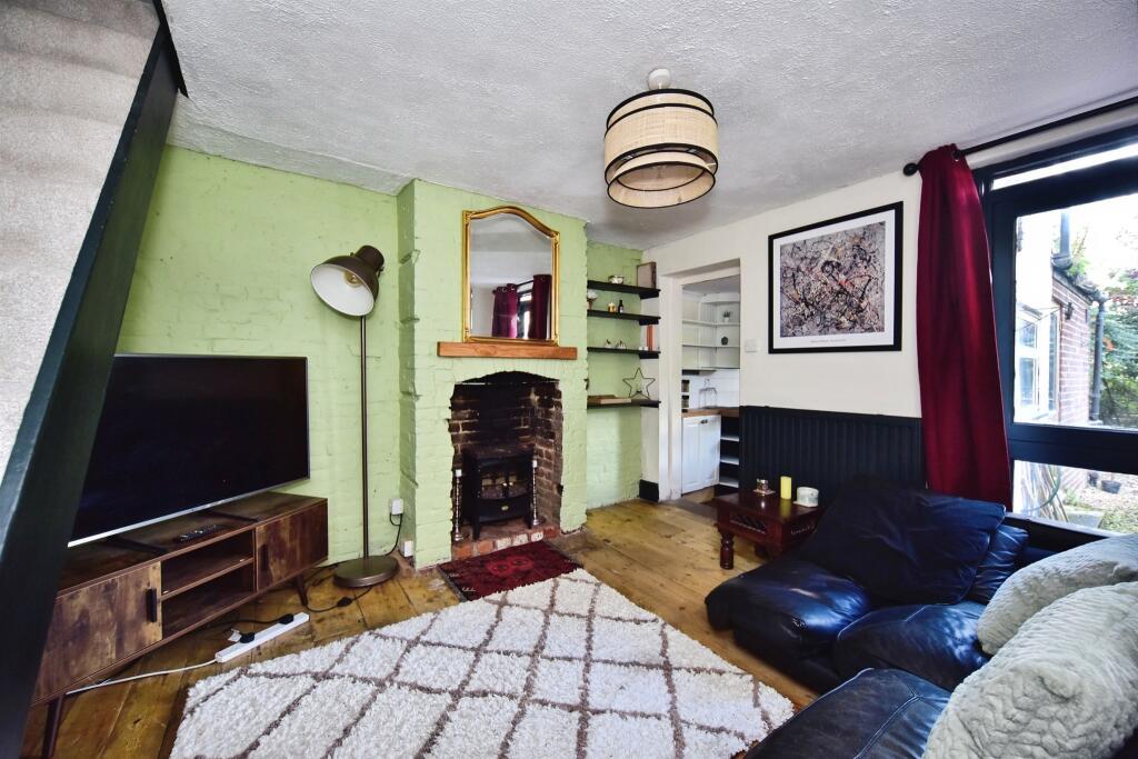 House in Rochester - View 4