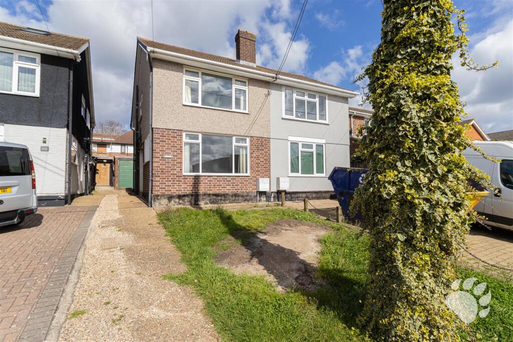 Main image of property: Russell Gardens, Shotgate, SS11