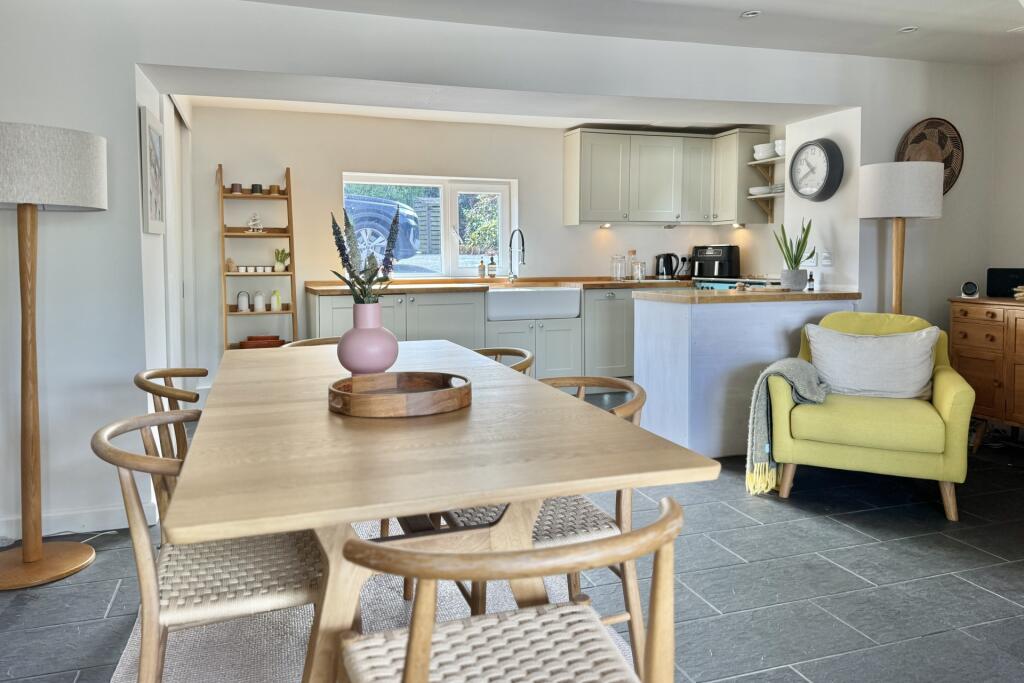 Tamarisk Lodge, Mawgan Porth, TR8 - View 5