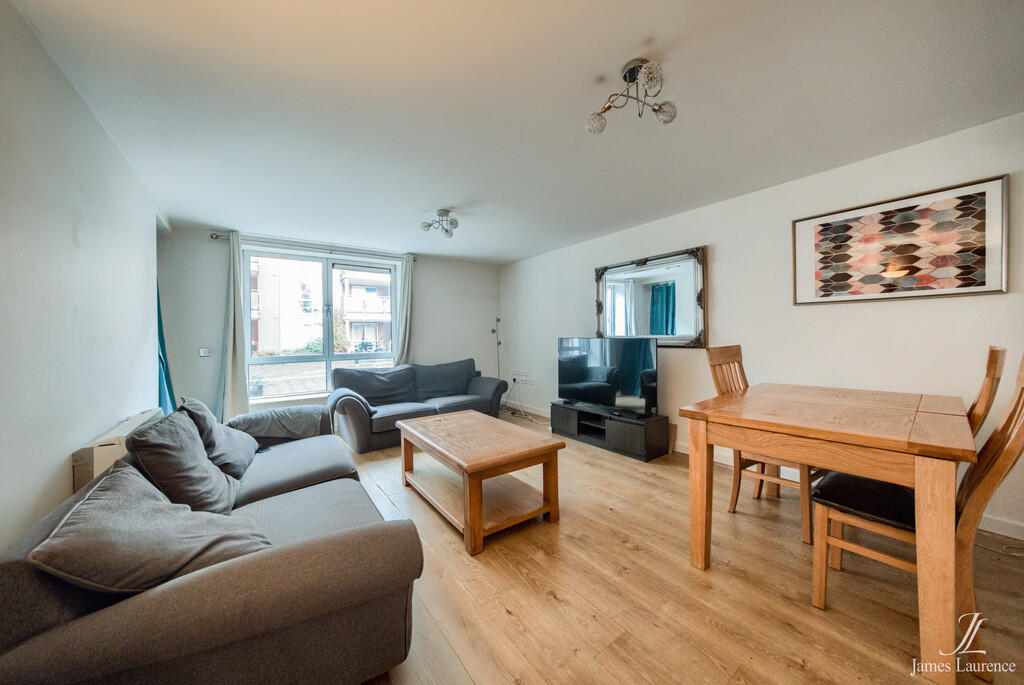 Apartment in Birmingham, Jewellery Quarter - View 3