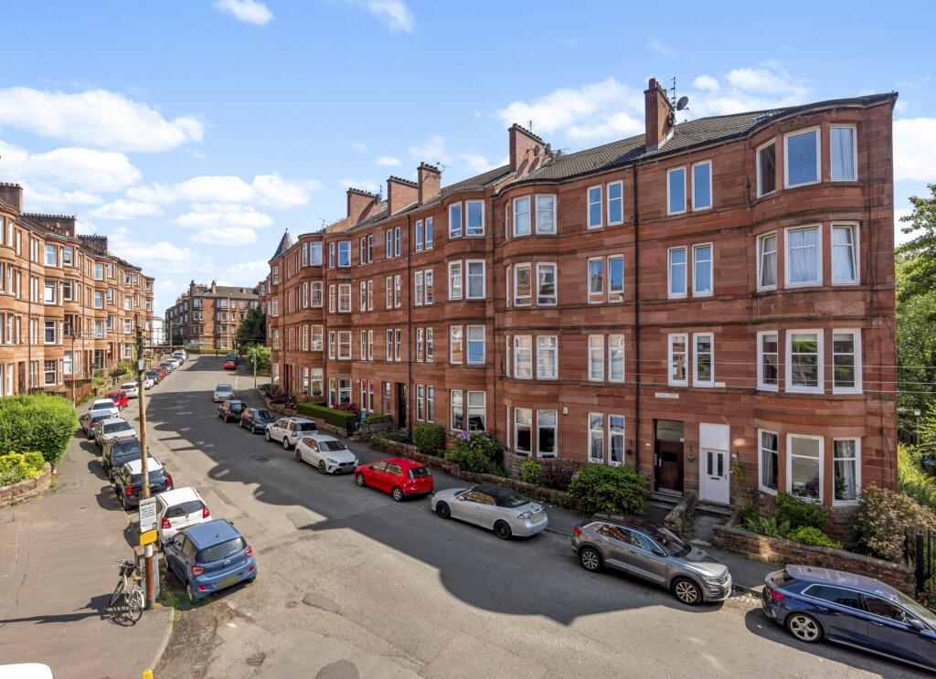 2-bed flat on 1/1, 26 Tassie Street, Shawlands, G41 3QF, £215,000