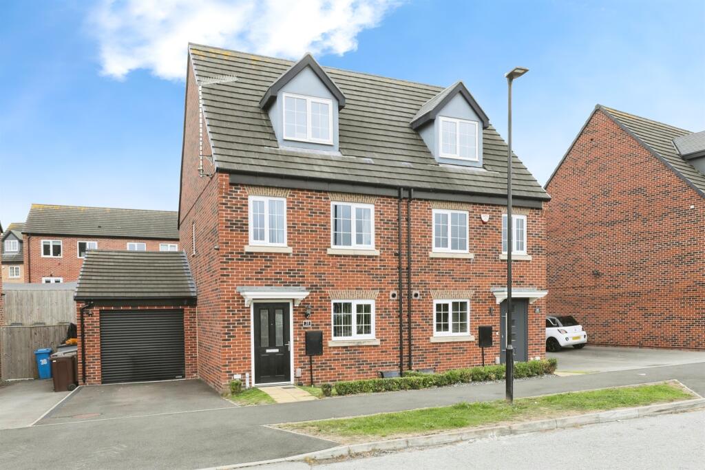 3-bed semi-detached on Winder Avenue, Halfway, Sheffield, £280,000
