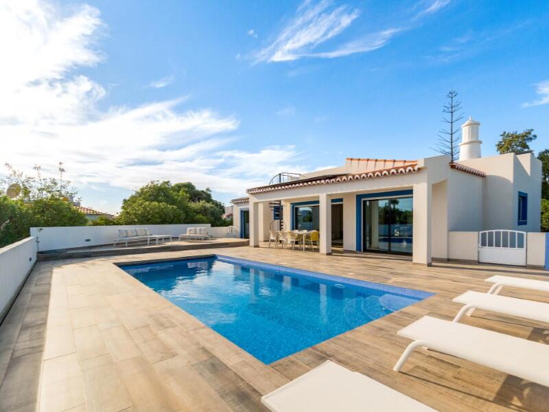 Main image of property: Algarve, Lagoa