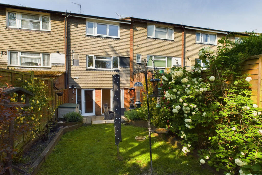 Ebberns Road, Hemel Hempstead, HP3 photo 2