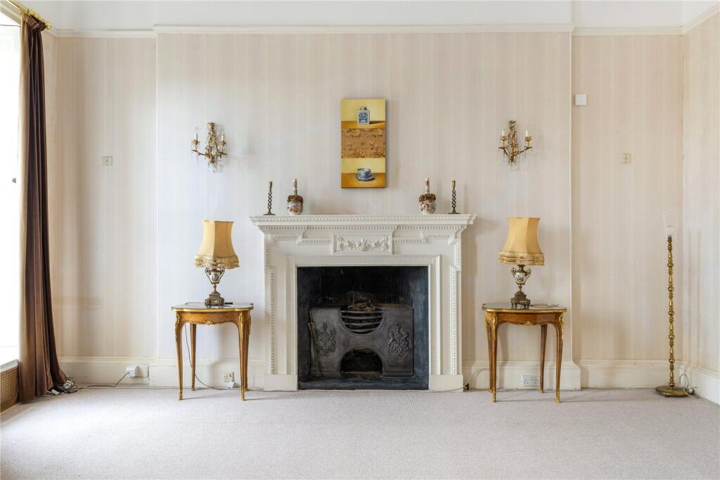 Additional image 7 of Royal Crescent, Bath, Somerset, BA1