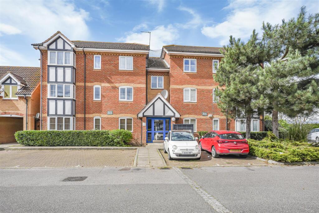 Main image of property: Redwood Gardens, Chingford, E4
