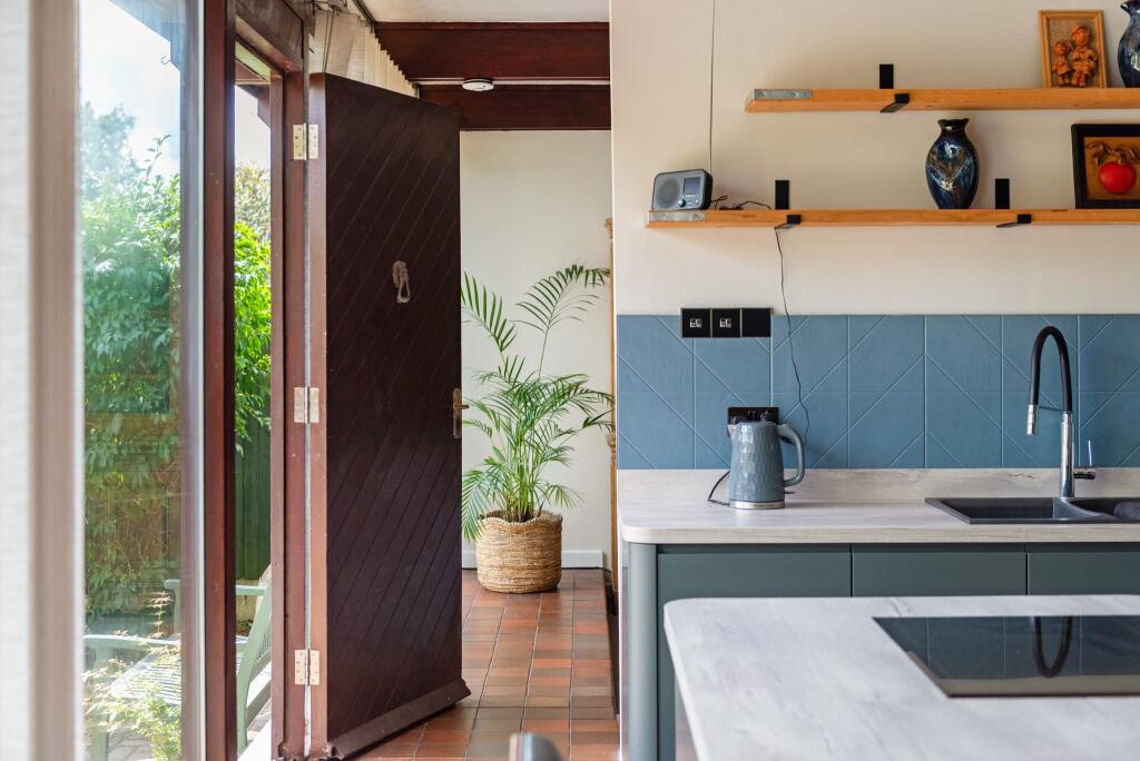 House in Winchester, Shedfield - View 4