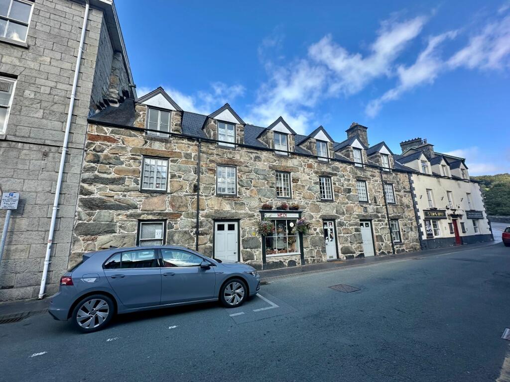 6-bed terraced on 2-3 Heol y Bont, Dolgellau LL40 1AU, £499,995