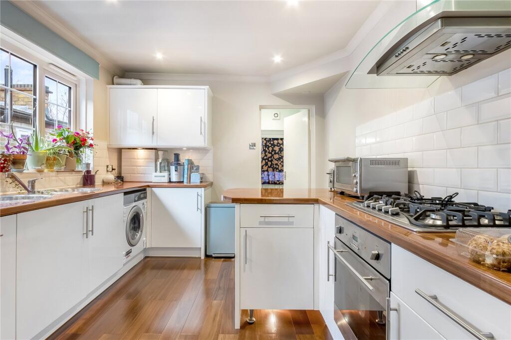 Main image of property: Moselle Avenue, London, N22