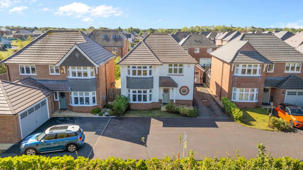 Main image of property: Molesworth Close, Great Sankey, WA5