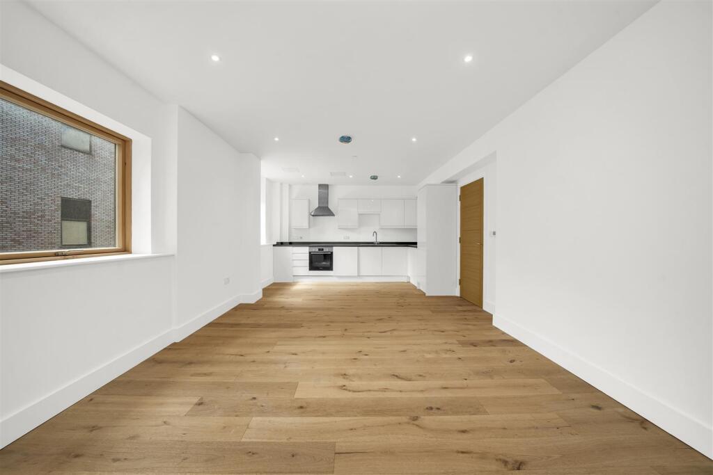 Apartment in London - View 3