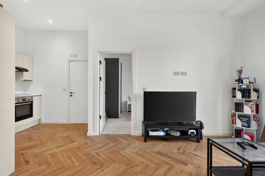 Apartment in London - More