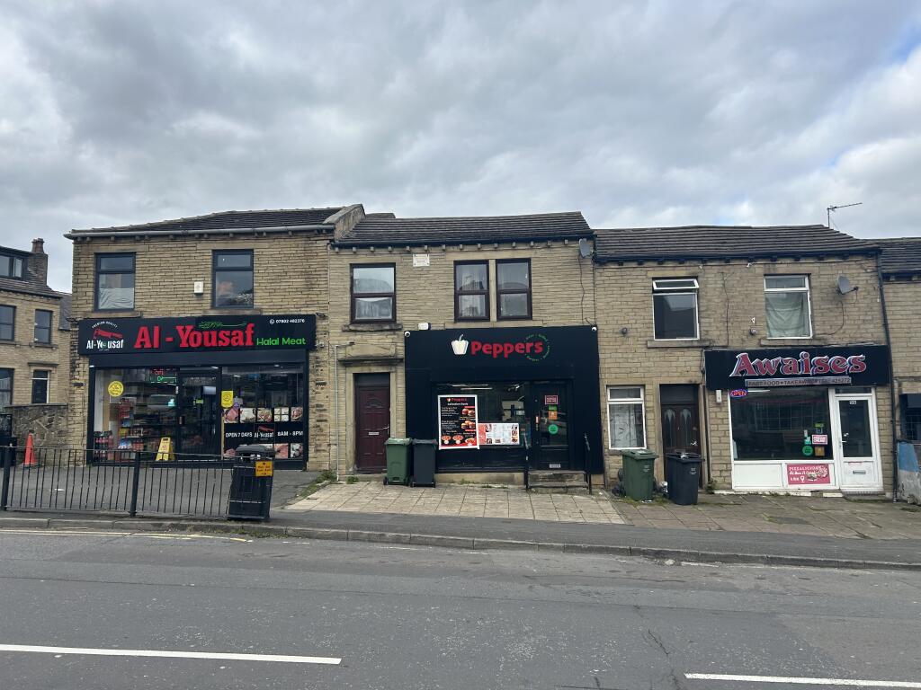 Main image of property: 98 St. Johns Road, Huddersfield, West Yorkshire HD1 5EY
