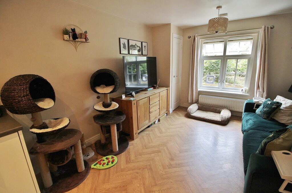 Apartment in Portsmouth - View 5