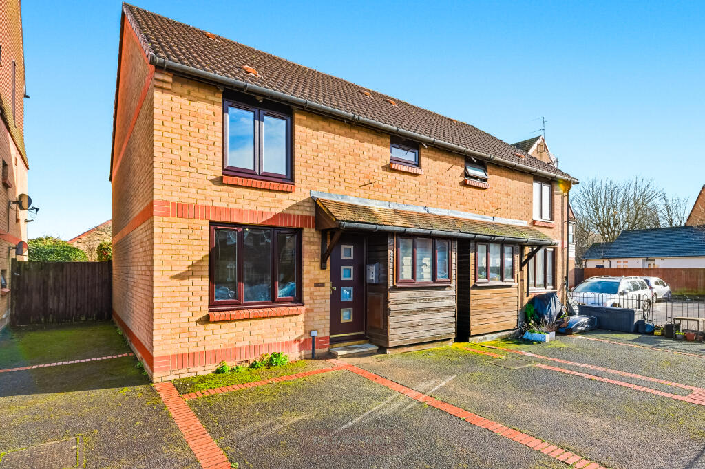 Main image of property: Datchet