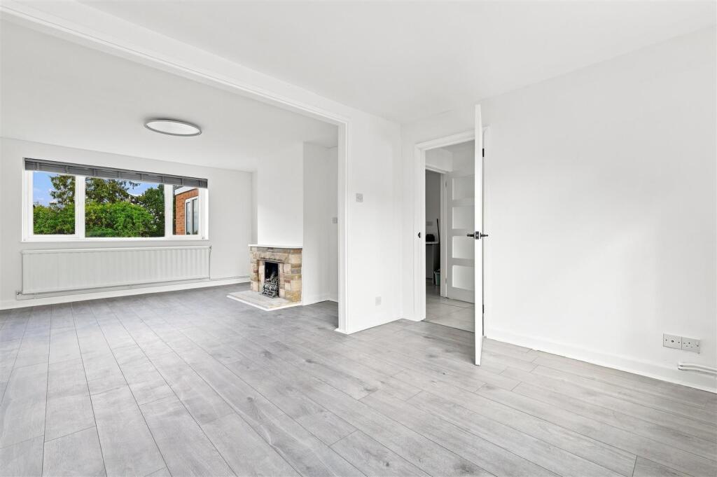 House in Uttlesford, Takeley Park, Takeley - View 3