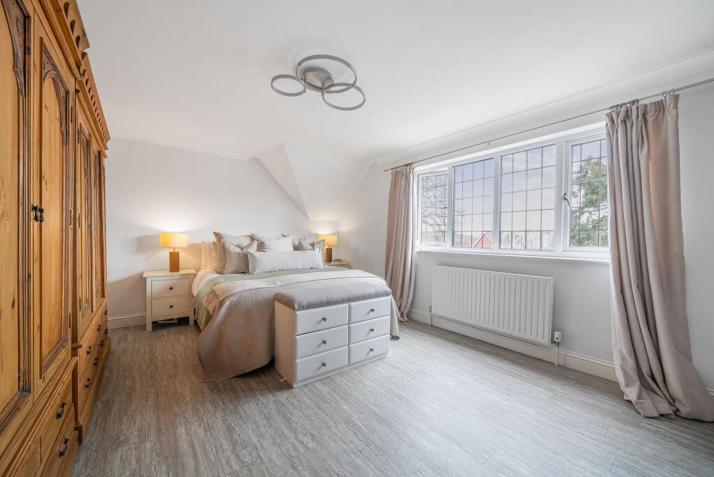 House in Finchampstead - View 3