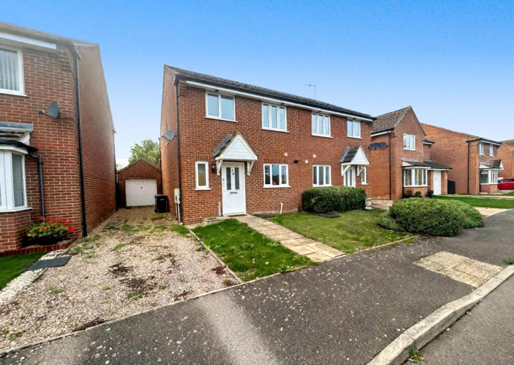 3-bed semi-detached on Red Barn, Peterborough, PE7, £190,000