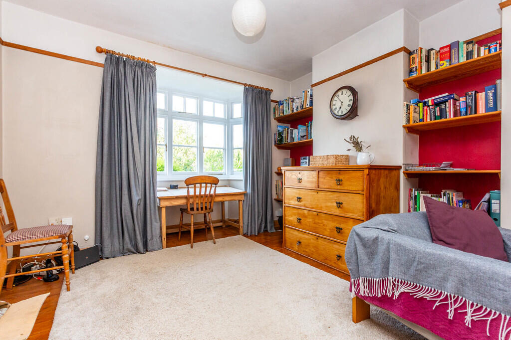 House in Rushden, North Northamptonshire - View 5