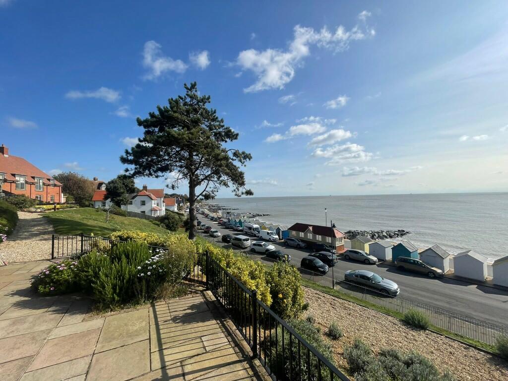 Main image of property: 5 The Bartlet, Undercliff Road East, Felixstowe, Suffolk, IP11