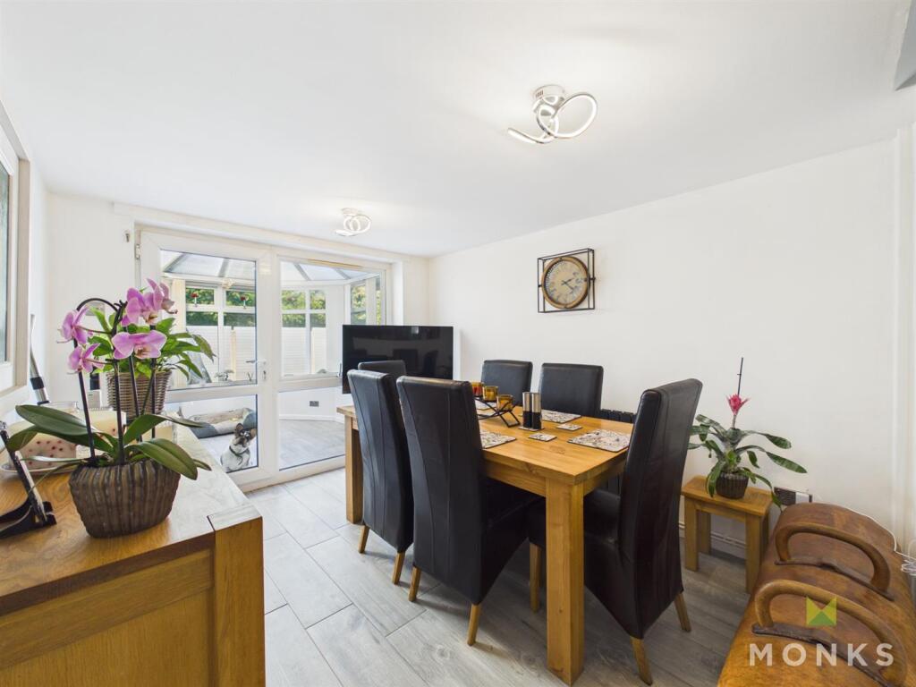 House in Shrewsbury, Oswestry - More