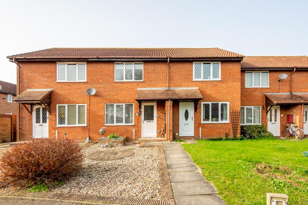 Main image of property: Moor Pond Close, Bicester, Oxfordshire, OX26