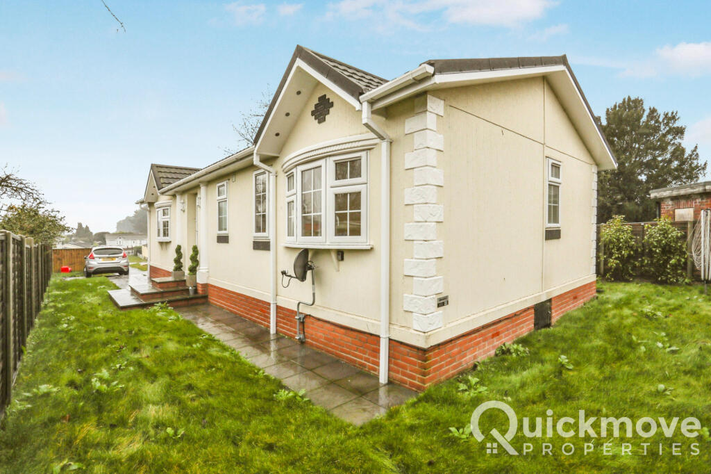 2-bed caravan on Ipswich, Suffolk, IP4, £249,995