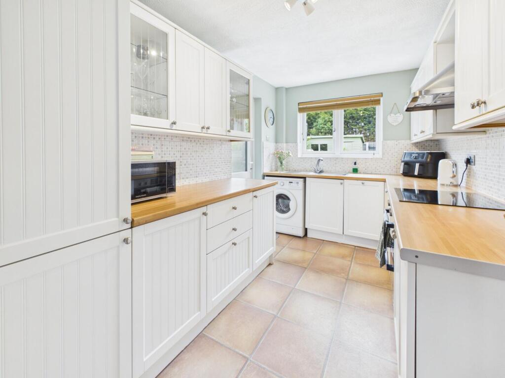 1 West Drive, Tattershall photo 2