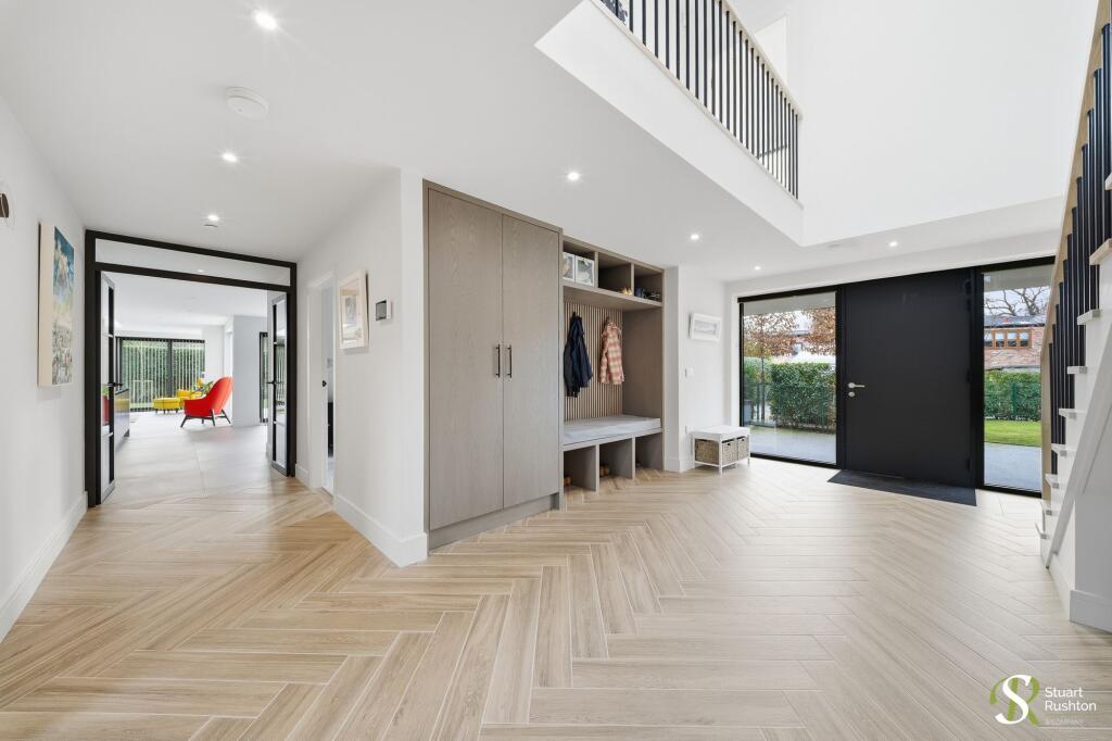 33a Chelford Road photo 3