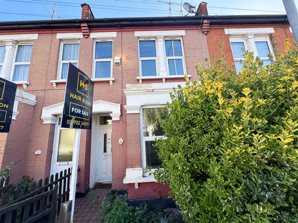 Main image of property: North Avenue, Southend-on-Sea