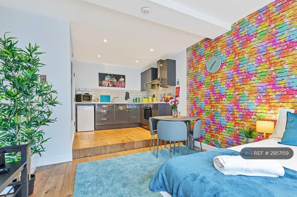 Main image of property: Holcombe House, Brighton, BN2