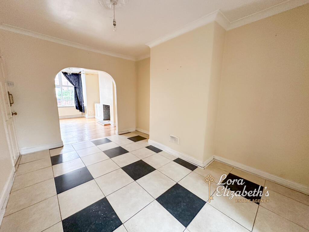 Layton Avenue, Mansfield, Nottinghamshire, NG18 photo 4