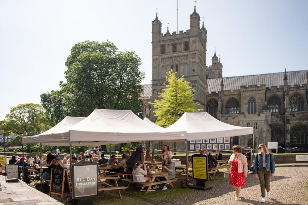 Main image of property: Topsham Road, Exeter, Devon, EX2 4FA