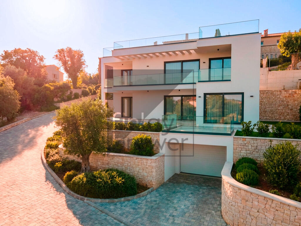 Main image of property: Provence-Alps-Cote d`Azur, Alpes-Maritimes, Nice