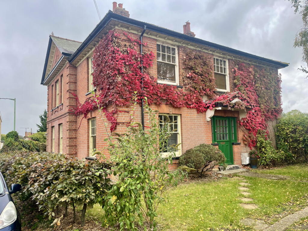 Main image of property: Albion Street,Saxmundham,Suffolk,IP17 1BL