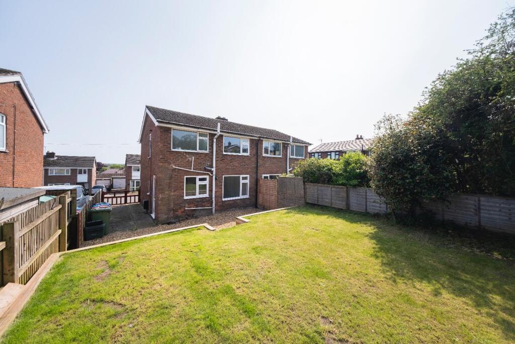 Oathills Drive, Tarporley photo 3