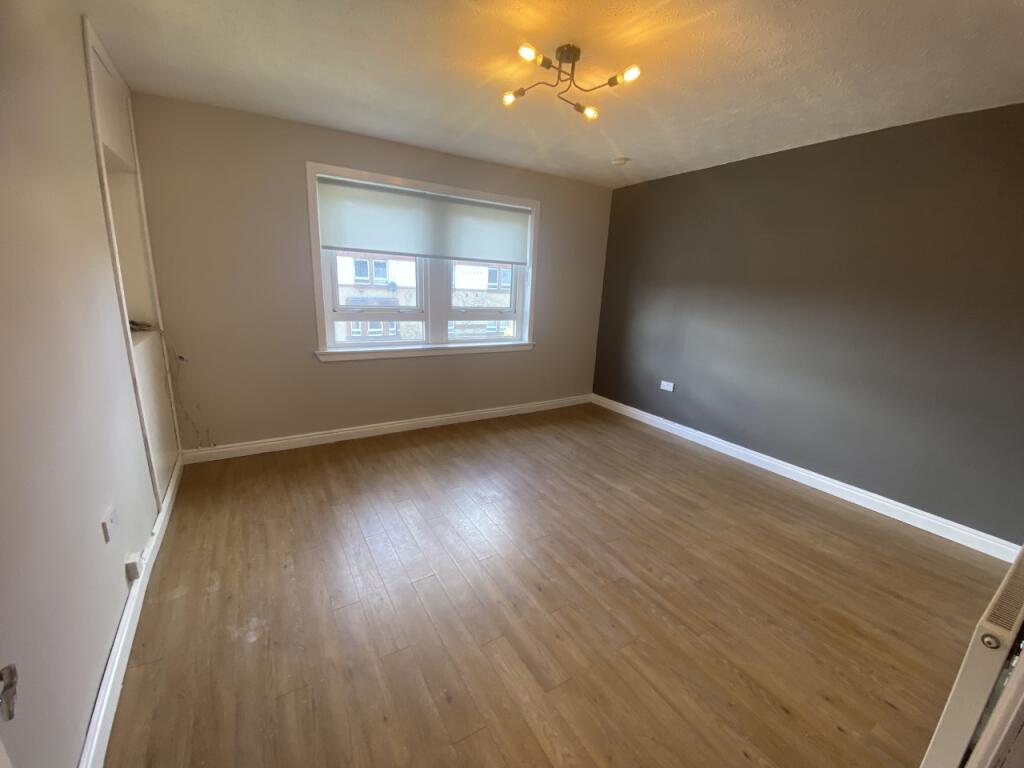Apartment in Paisley - View 3