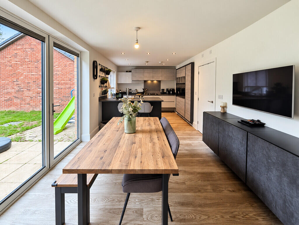 House in Nottingham - View 4