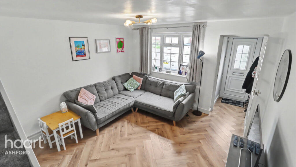 Main image of property: 20 Hill View, Ashford TN24 8QB