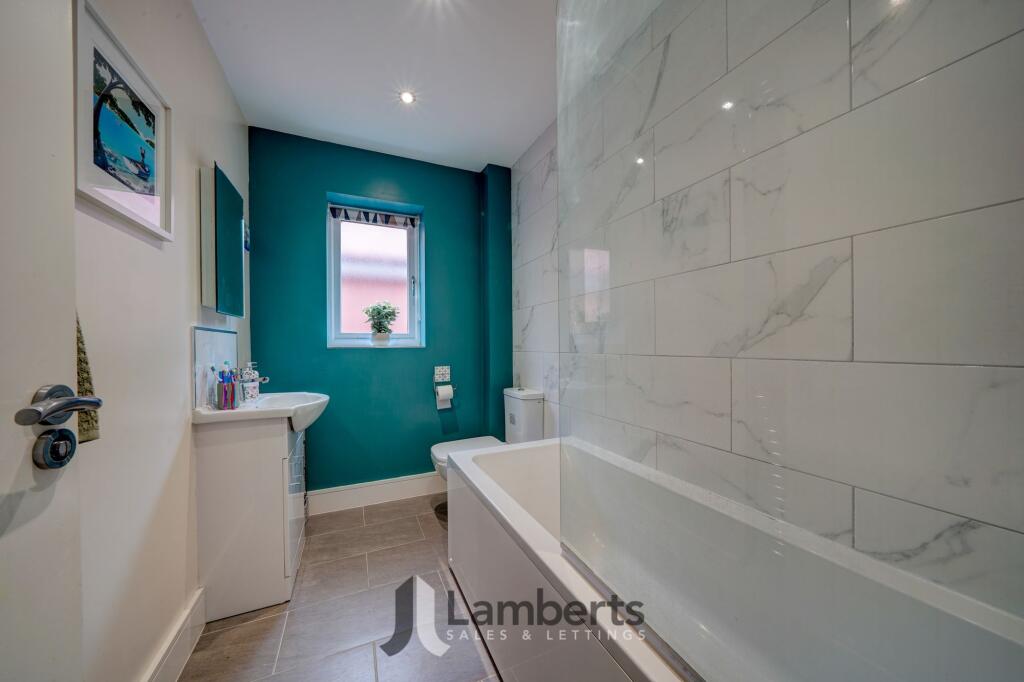 Additional image 10 of Royal Oak Drive, Studley, B80