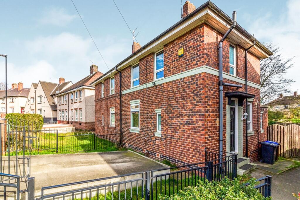 Main image of property: Deerlands Mount, Sheffield, S5